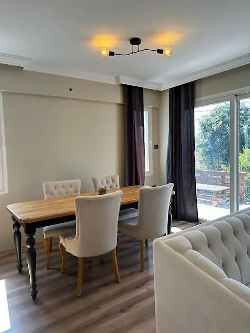 Elegant Villa In Kusadasi 5 Min Walk To Sea & Center