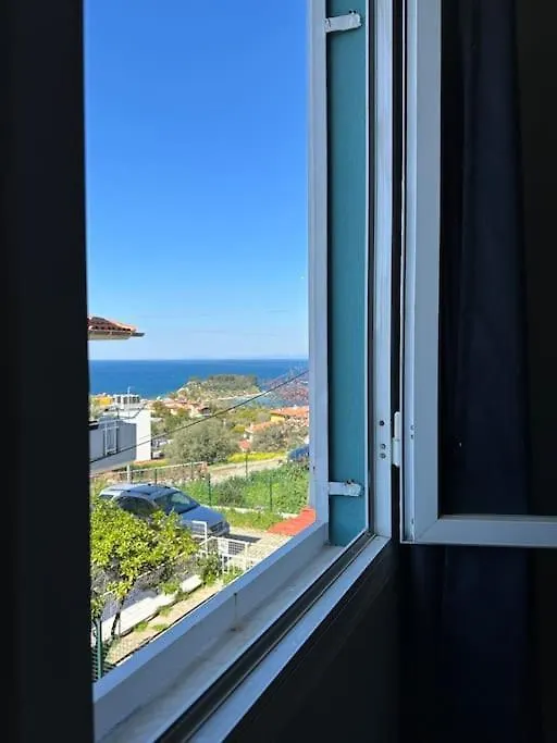 Elegant Villa In Kusadasi 5 Min Walk To Sea & Center